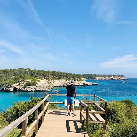 Hostal Cala Llombards Affittacamere *