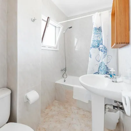 Affittacamere Hostal Cala Llombards