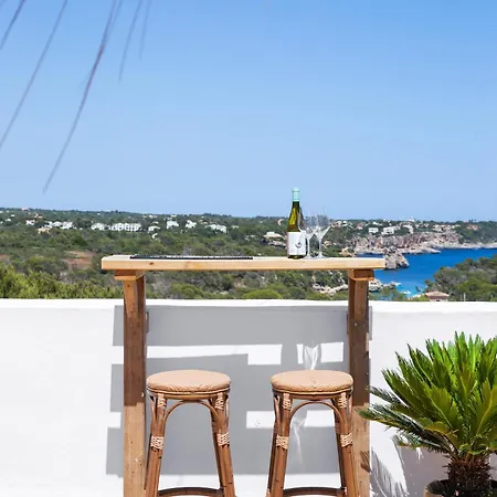 Guest house Hostal Cala Llombards Cala Llombards