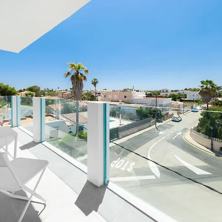 Guest house Hostal Cala Llombards